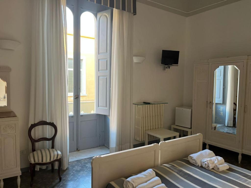 Palazzo Angelelli Bed & Breakfast Gallipoli Eksteriør bilde