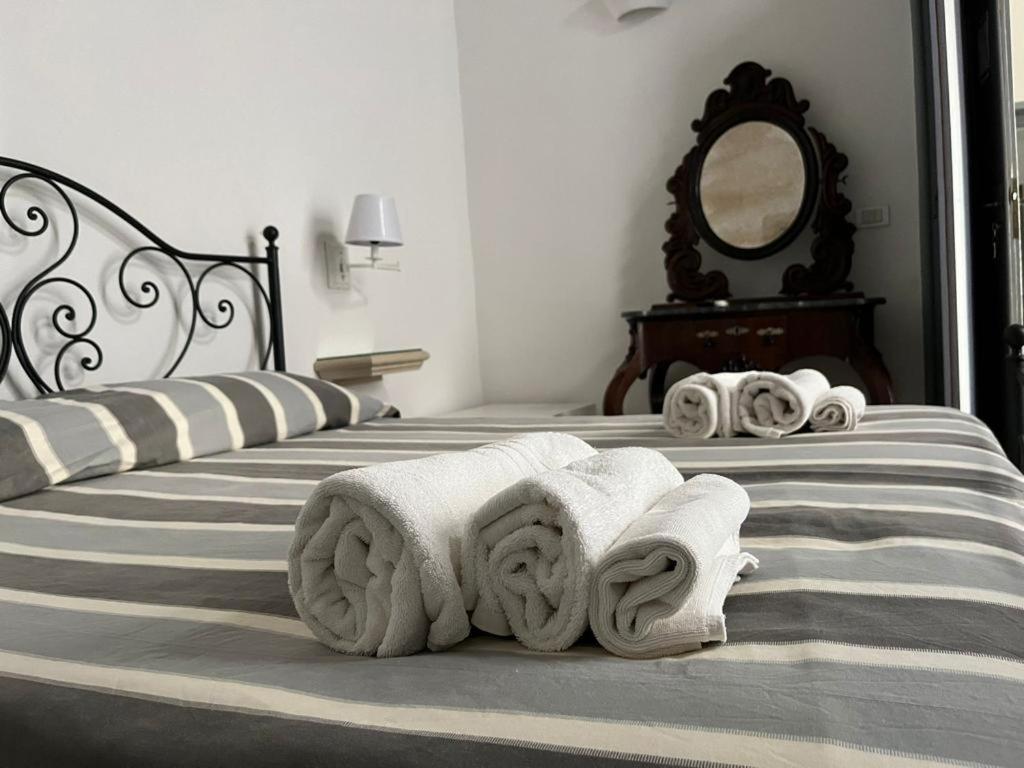Palazzo Angelelli Bed & Breakfast Gallipoli Eksteriør bilde
